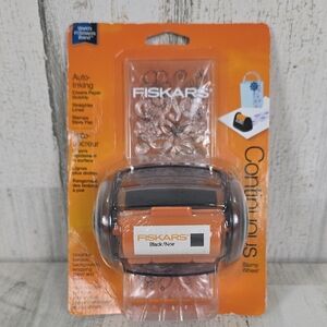 Fiskars Black Continuous Stamp Wheel Doodle Flowers NEW